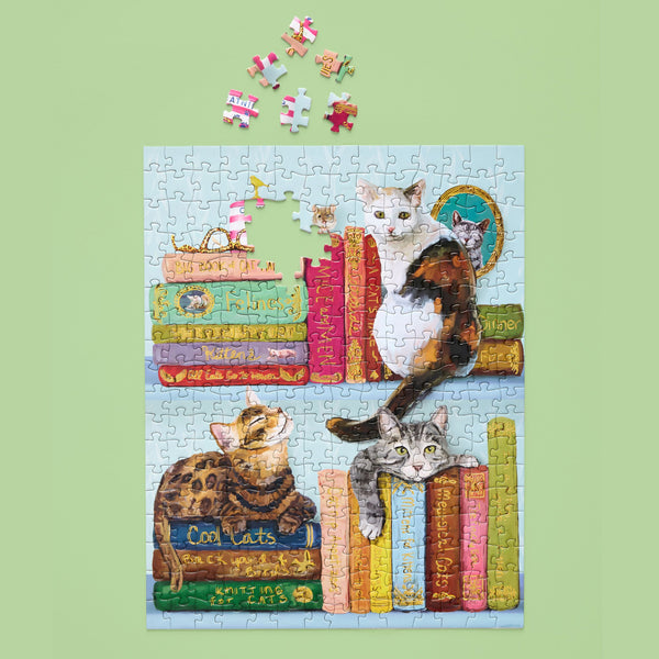 Cats On Books 250 Piece Puzzle Set