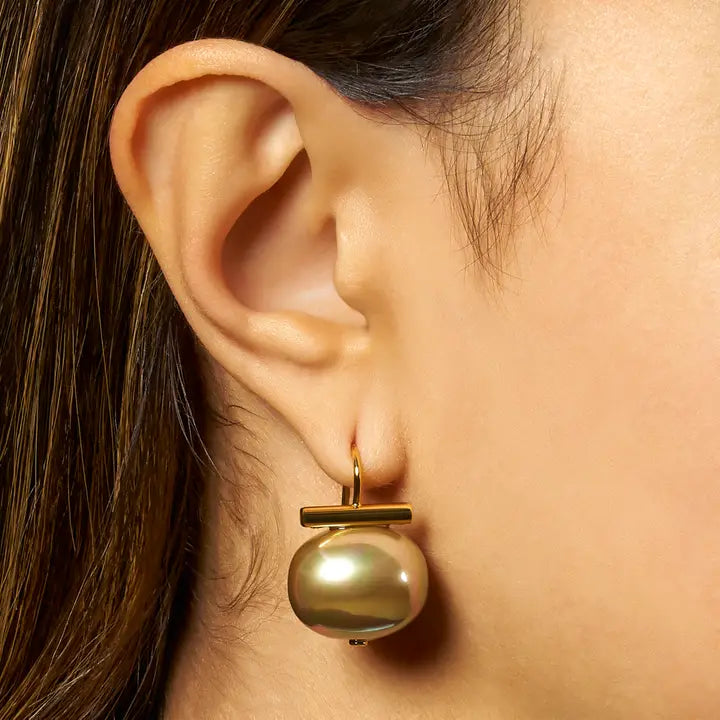 Biscuit Pebble Pearl Earrings | Large [Gold]