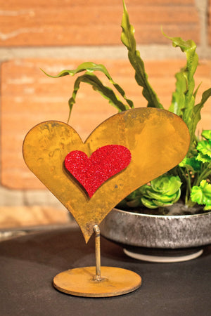 Collectible Heart Sculpture – Lovely little patina heart sculpture looks best in a grouping with other mementoes like framed photos of loved ones displayed with a magnet