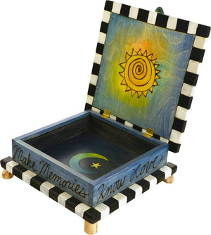 Keepsake Box – Beautiful cool-toned keepsake box with a landscape motif and leaf handle