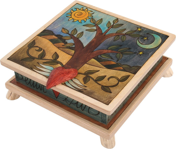 Keepsake Box – Classic tree of life in a rolling hills landscape motif with a heart handle